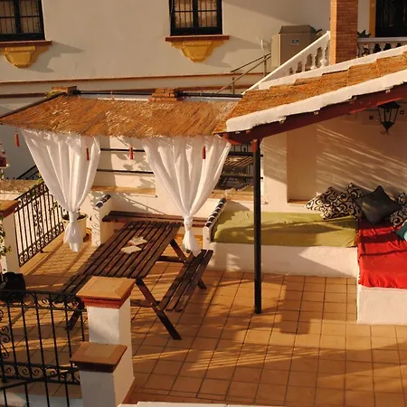 Casa Babylon Backpakers Хостел Малага