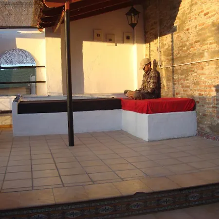 Casa Babylon Backpakers Хостел